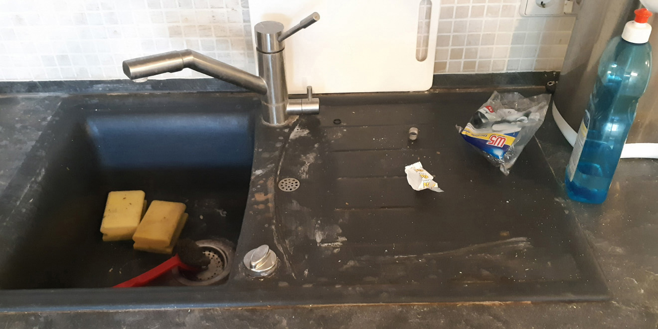 dirty kitchen sink