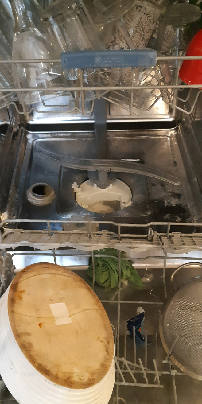 dirty dishwasher